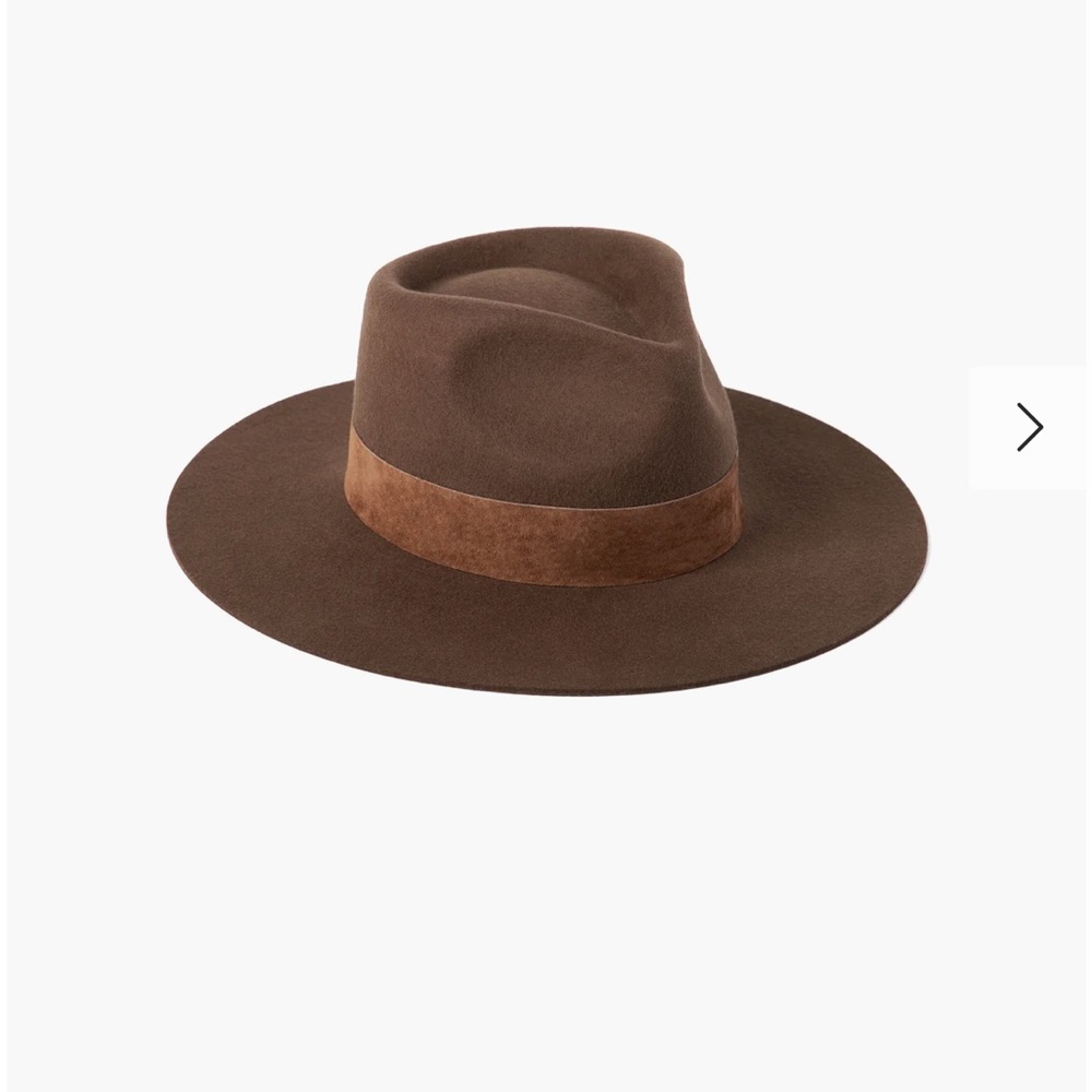 the Mirage hat in Coco Lack of Color AUS